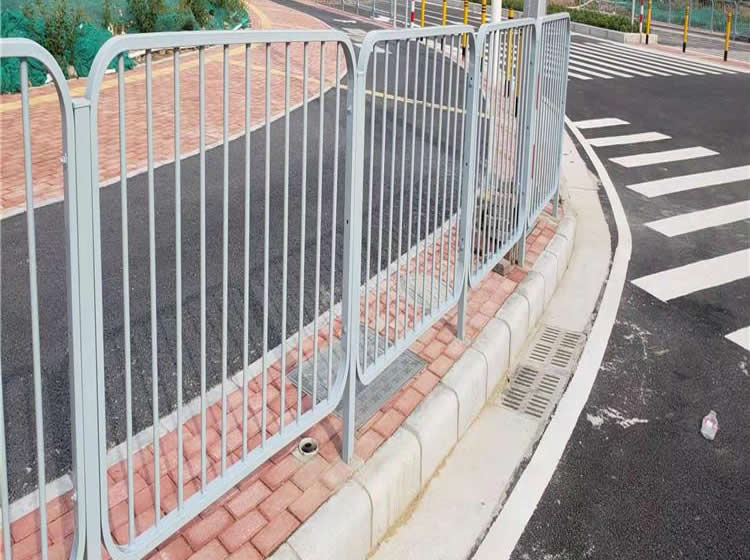 肃宁港式道路护栏
